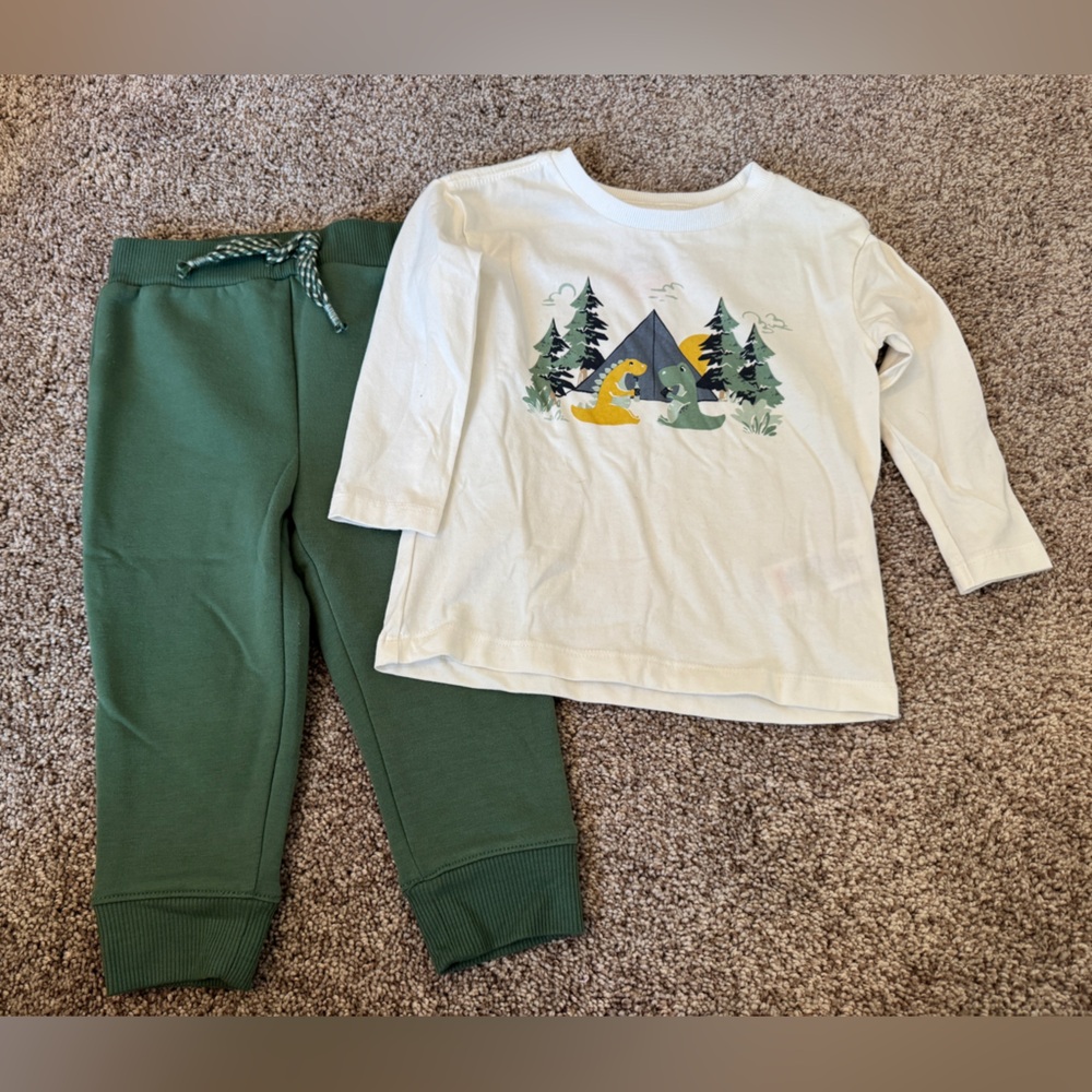Kids Green and White Matching Set